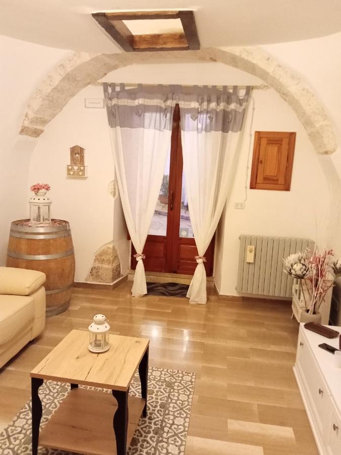 "B&B La Lanterna" Trulli & Dimore Storiche Альберобелло Экстерьер фото